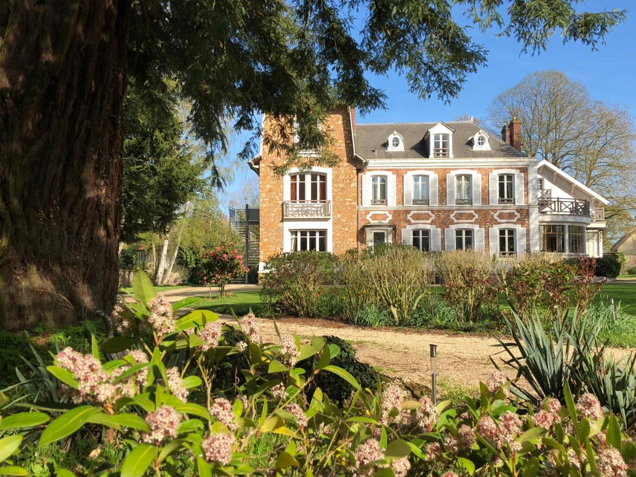 La Villa Rochette Forges-les-Bains Exterior photo